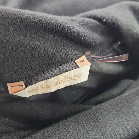 Soft surroundings -481 Ava cowl neck‎ sweater top black XS - Picture 4 of 6